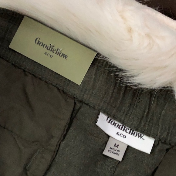 Goodfellow (MENS medium) The Every Day Cargo Shorts 7" olive Drawstring. Nwt - Picture 3 of 4